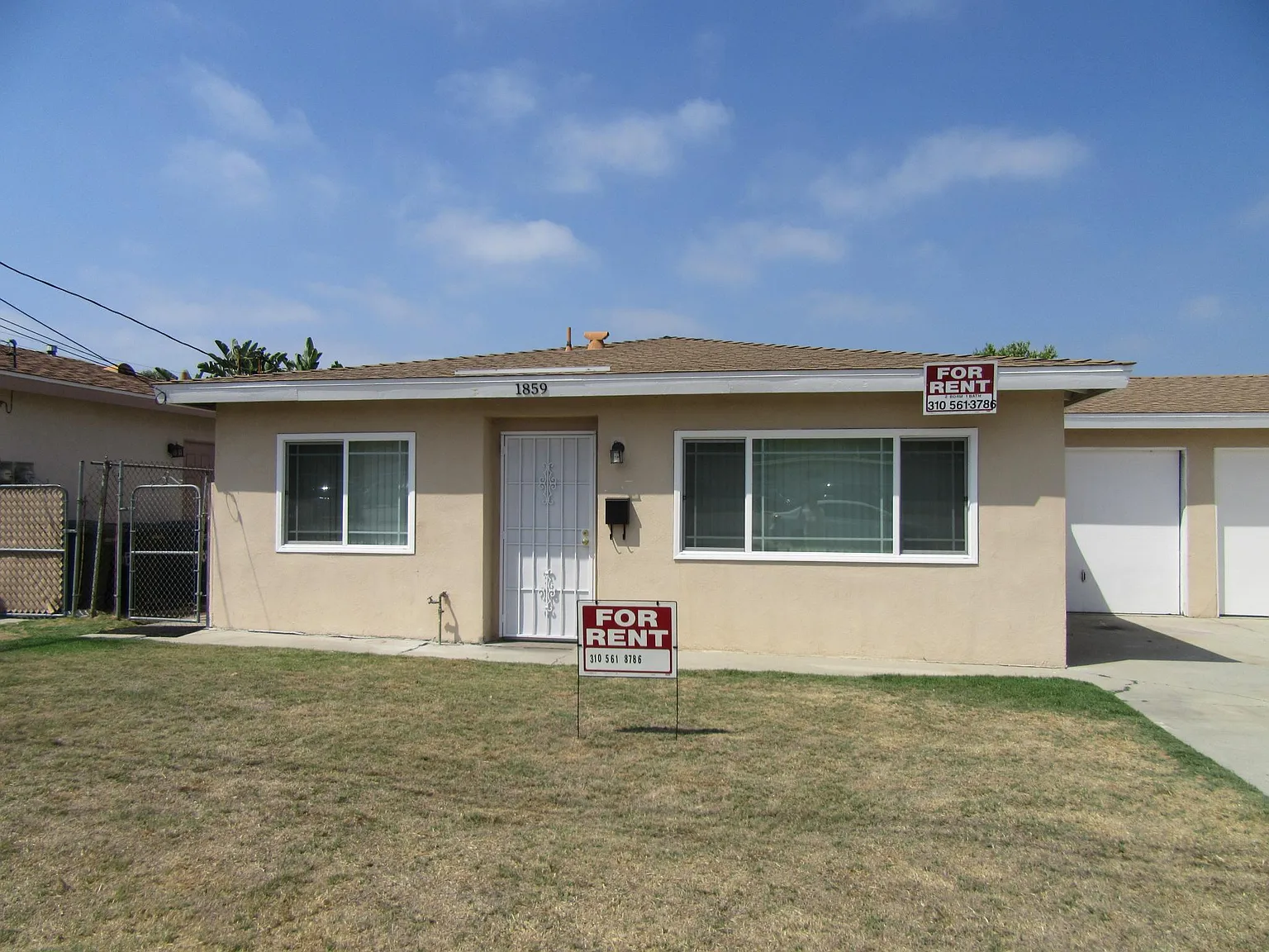 2 bed, 845 sqft, $2,400 — Photo 1