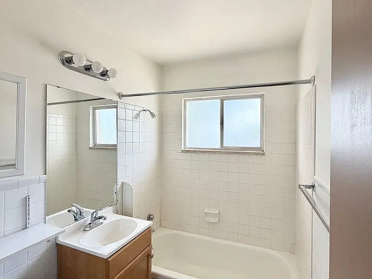206 W Abriendo Ave — Photo 25