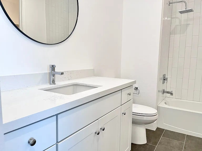 1247 E Colter St #11 — Photo 43