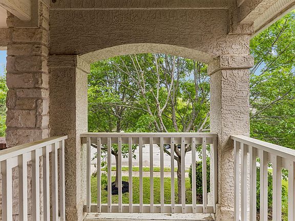 3rd image of 2683 Salorn Way