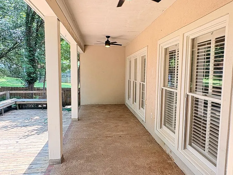 1850 Wood Oak Dr — Photo 32