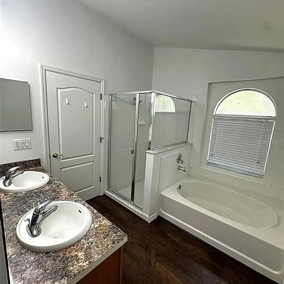 19310 Weedon Ct — Photo 17