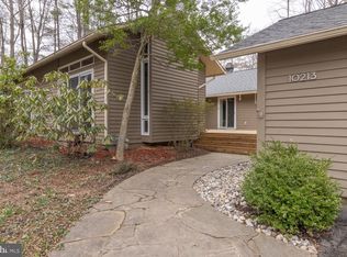 10213 Garden Way, Rockville, MD 20854