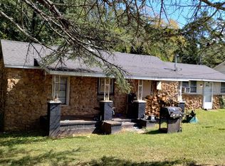 323 Old Airport Rd, Laurens, SC 29360