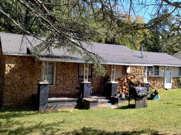 323 Old Airport Rd, Laurens, SC 29360