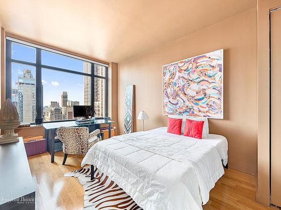 4th image of 325 5th Ave APT 38A