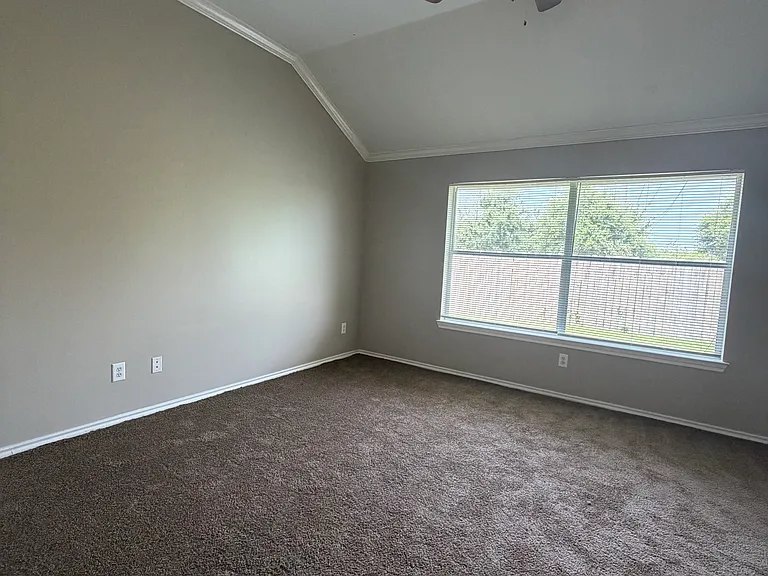 9119 Melody Park Ln — Photo 16