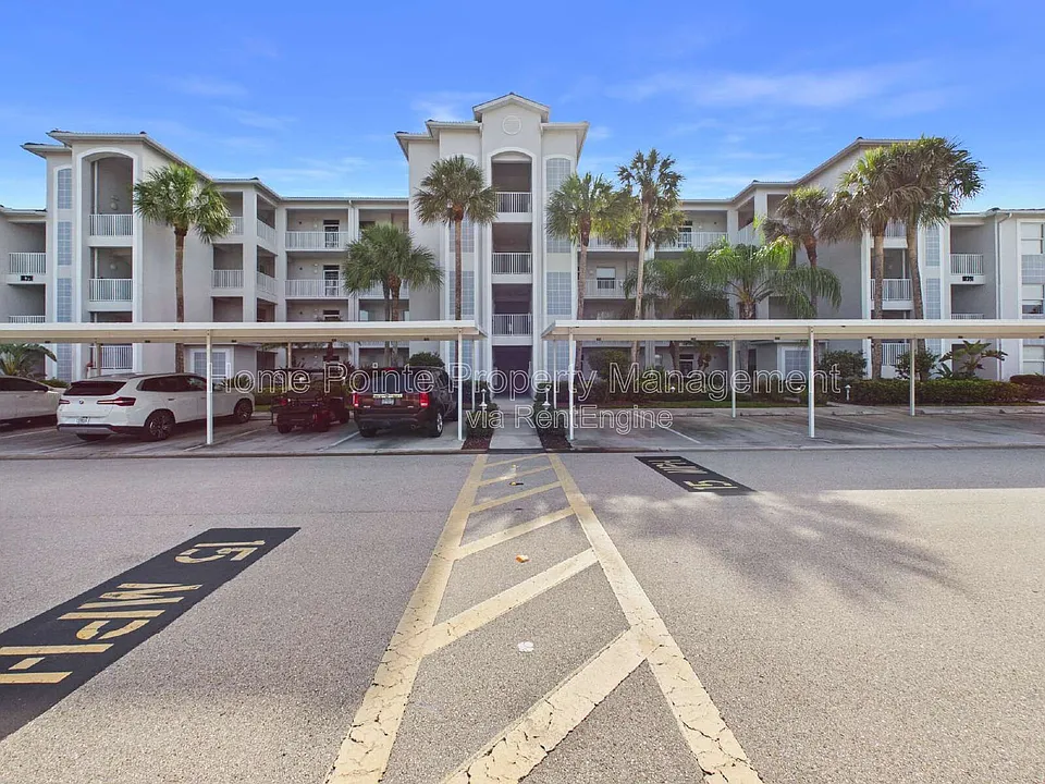 10391 Butterfly Palm Dr #1011