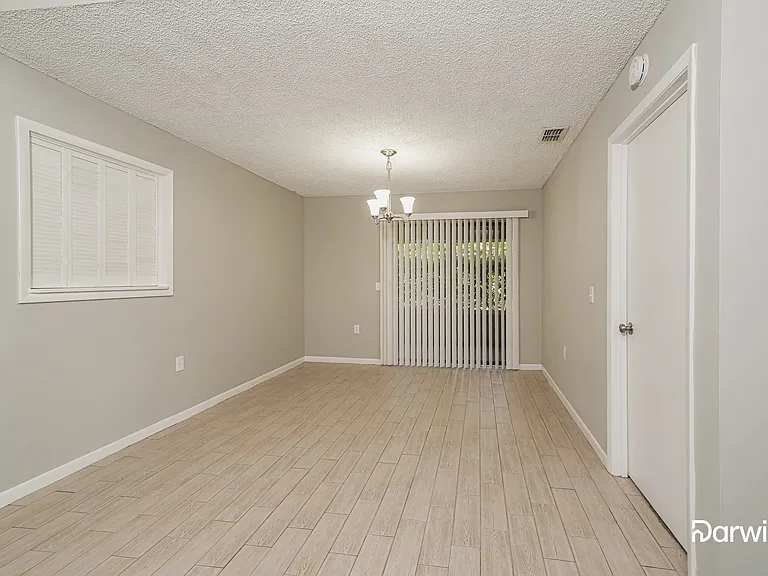 1018 Timbergreen Dr — Photo 7