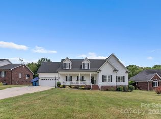 2261 Stallings Rd, Harrisburg, NC 28075