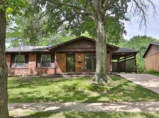 2345 Stoney End Ct, Florissant, MO