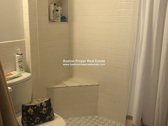 323 Beacon St. #5 Boston - Back Bay Unit Photo 6