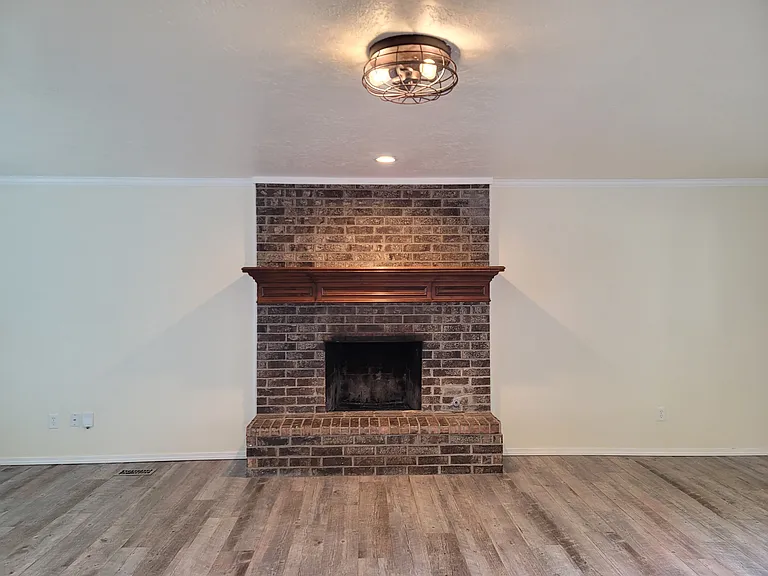 1416 Rockwood Ct — Photo 4