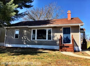 131 Vanpreter Ave, Wood River, IL