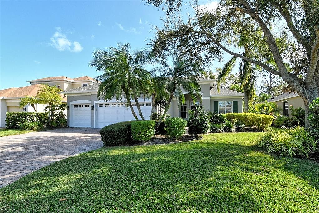 Acot♡ 7819 Ashley Cir, Bradenton, FL 34201 | Zillow