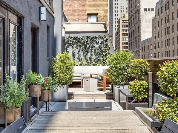 140 W 58th St #Pha, New York, NY 10019