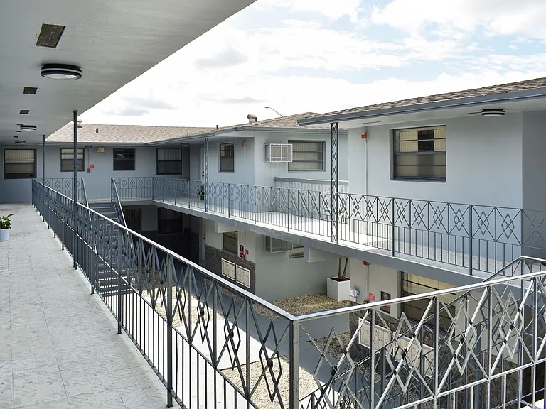 Danielle Apartments — Photo 22