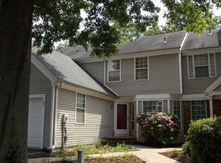 104 Sorrel Ct, Whitehouse Station, NJ 08889