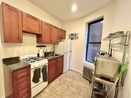 Rented by Best Apartments North Inc | media 12