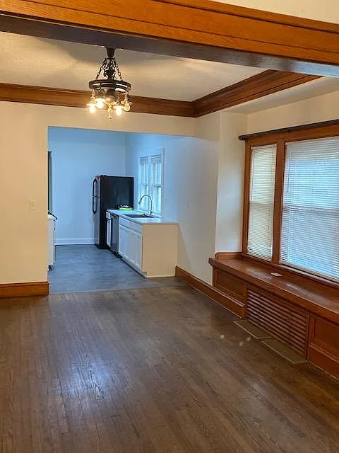 5707 Tracy Ave — Photo 3