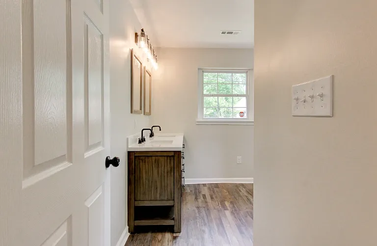 2024 Lintwood Dr — Photo 43