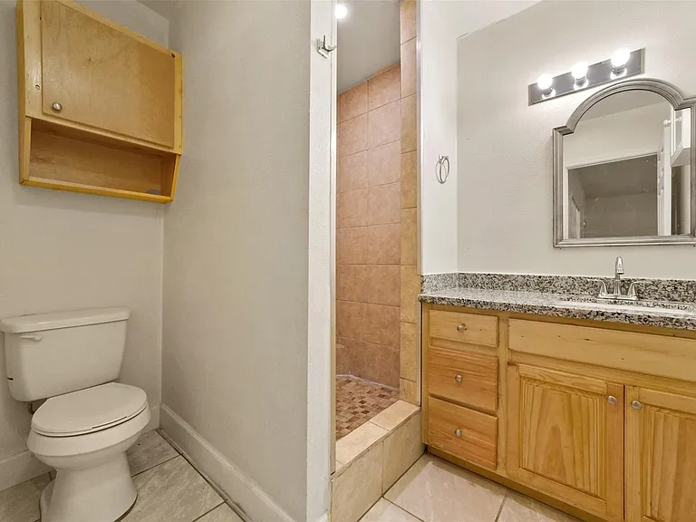 214 Schilling St — Photo 22
