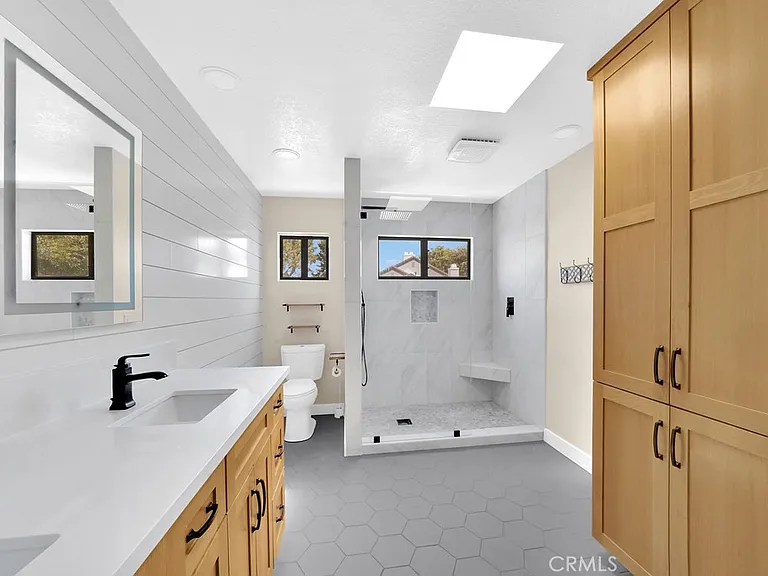 356 E Yale Loop — Photo 13