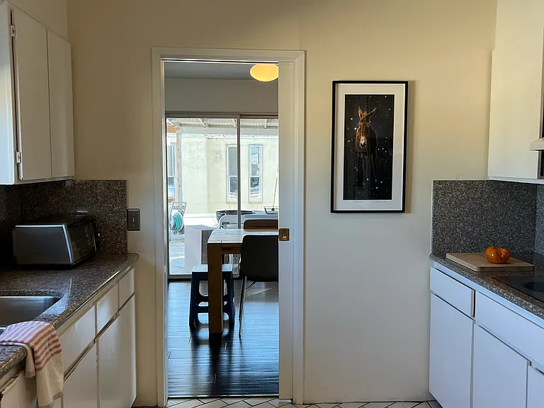 250 Montecito Ave #401 — Photo 14