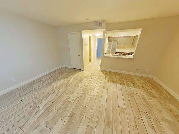3rd image of 1640 Athol Ave #11120059