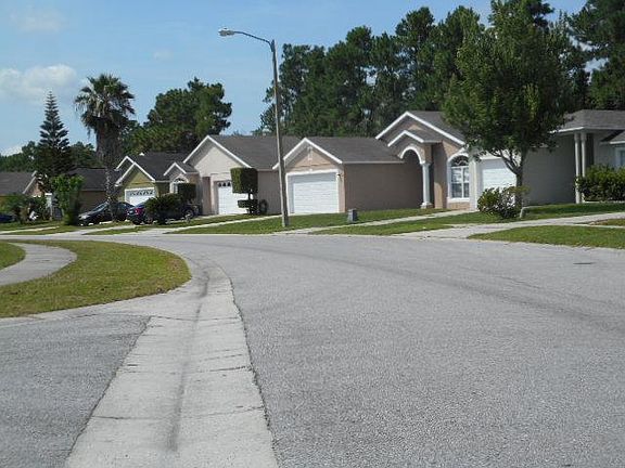 4th image of 2313 Justin Ave