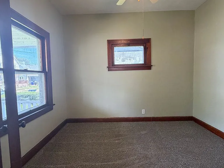 2205 Hurley Ave — Photo 4