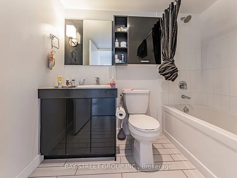 19 Singer Ct #1523 — Photo 9