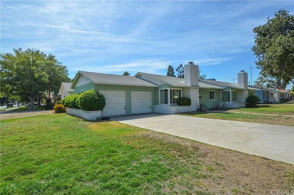2 bed, 860 sqft, $2,150 — Photo 2