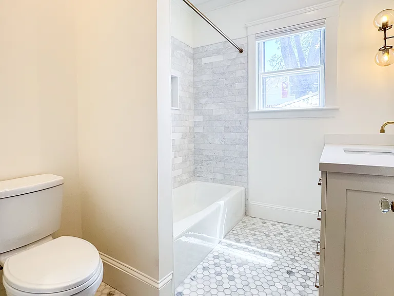 271 Atlantic St — Photo 13