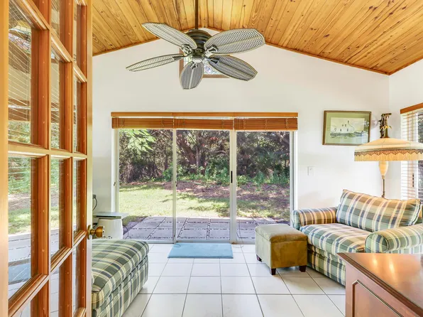 1329 Chippewa St, Jupiter, FL 33458