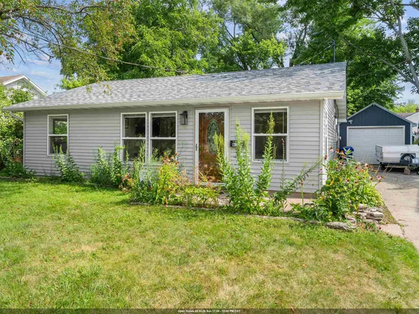616 Meade St, Kaukauna, WI 54130