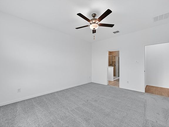 4th image of 2337 Buffalo Bayou Way