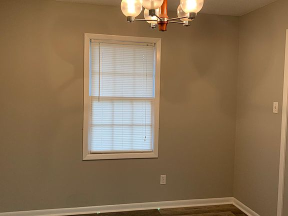5th image of 1904 Northside Dr