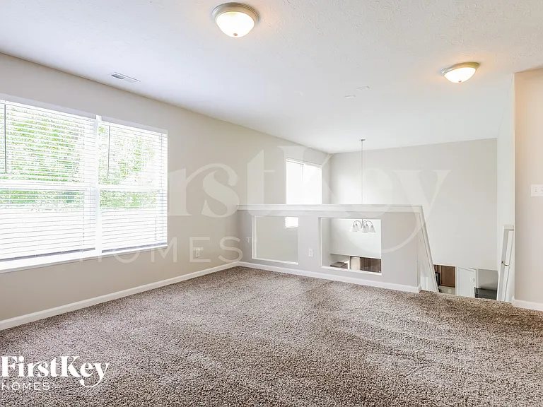 7025 Village Oaks Dr — Photo 16