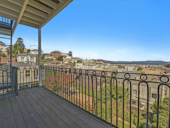 4th image of 2464 Vallejo St APT 2