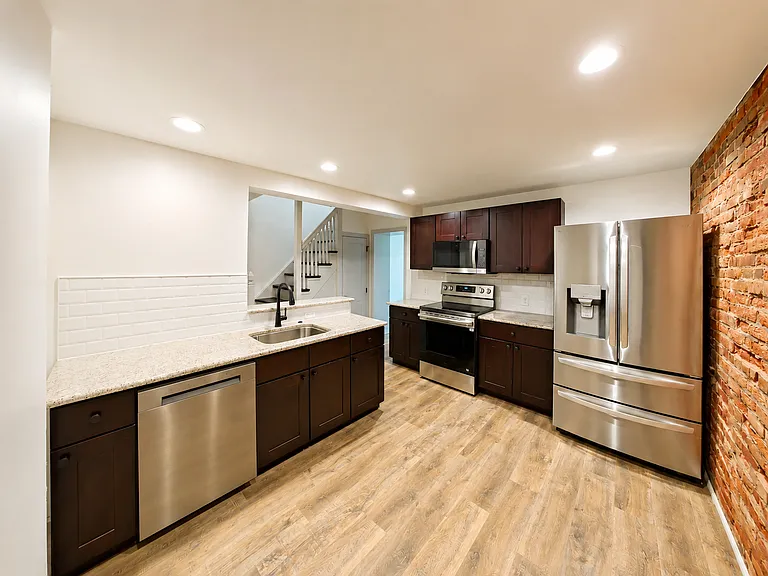 5233 Ridge Ave #2 — Photo 2