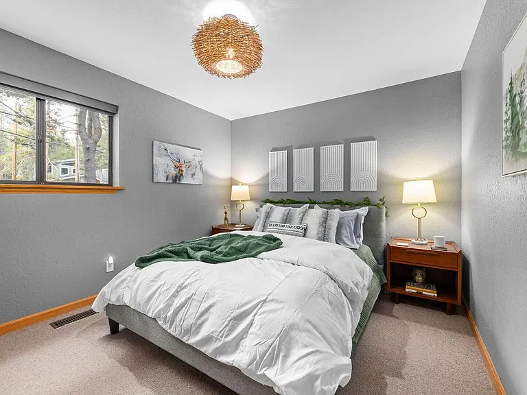 12151 Snowpeak Way — Photo 8