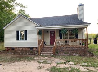 94 Knight Rd, Gray Court, SC 29645