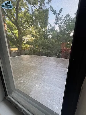 Rented by Fifth & Forever LLC | media 18