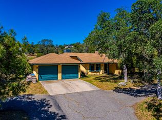 30496 Titan Dr, Coarsegold, CA