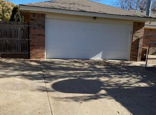 3416 S Hill St, Amarillo, TX 79103