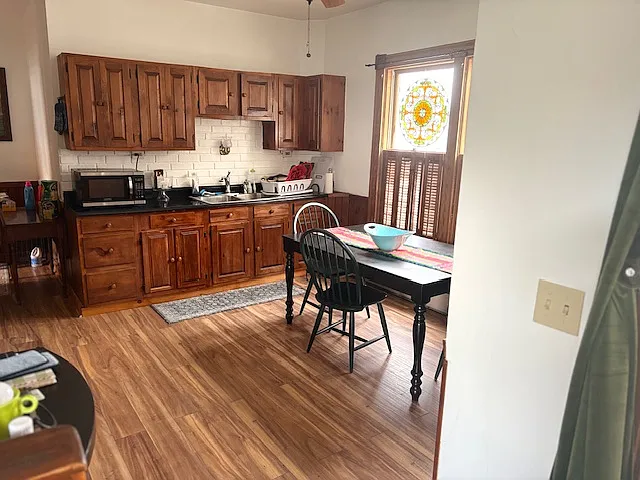 30 Laurel Ave — Photo 6