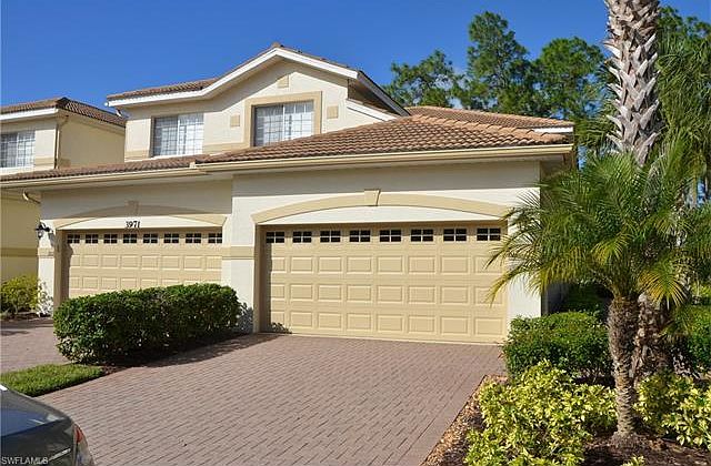 1st image of 3971 Bishopwood Ct W Unit 102