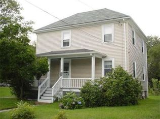 15 Bates Park Ave, Beverly, MA 01915