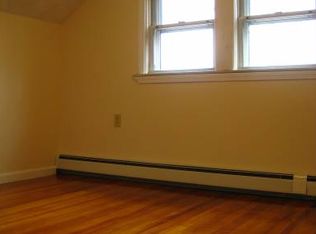 204 Palace Ave, Warwick, RI 02886